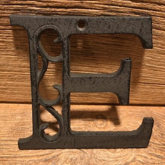 Cast Iron Letter "E" 4 5/8"tall Ornate Raw Cast Iron Ready to Paint 0184-0557-E - Picture 1 of 13